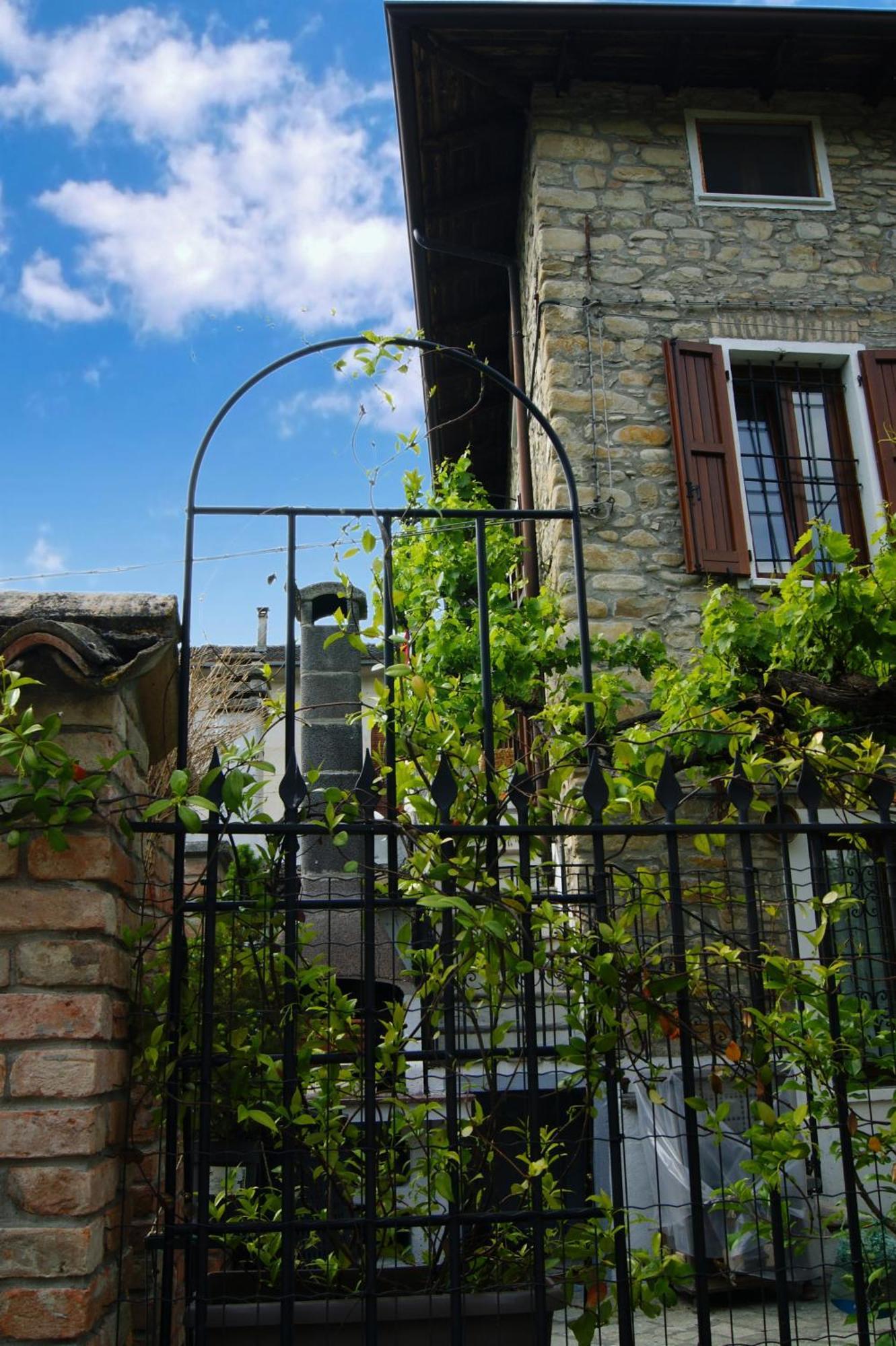 Dulcius Ex Asperis Bed & Breakfast Ponte Nizza Exterior foto